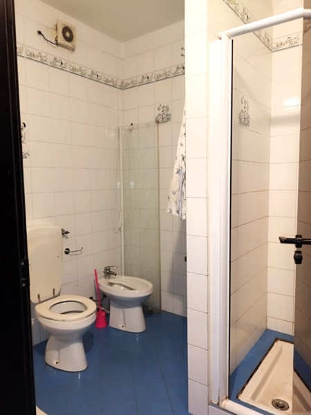 2GV000164 Vendita Casa Semi Indipendente Cerano NO 03 PT Bagno Lavanderia 02